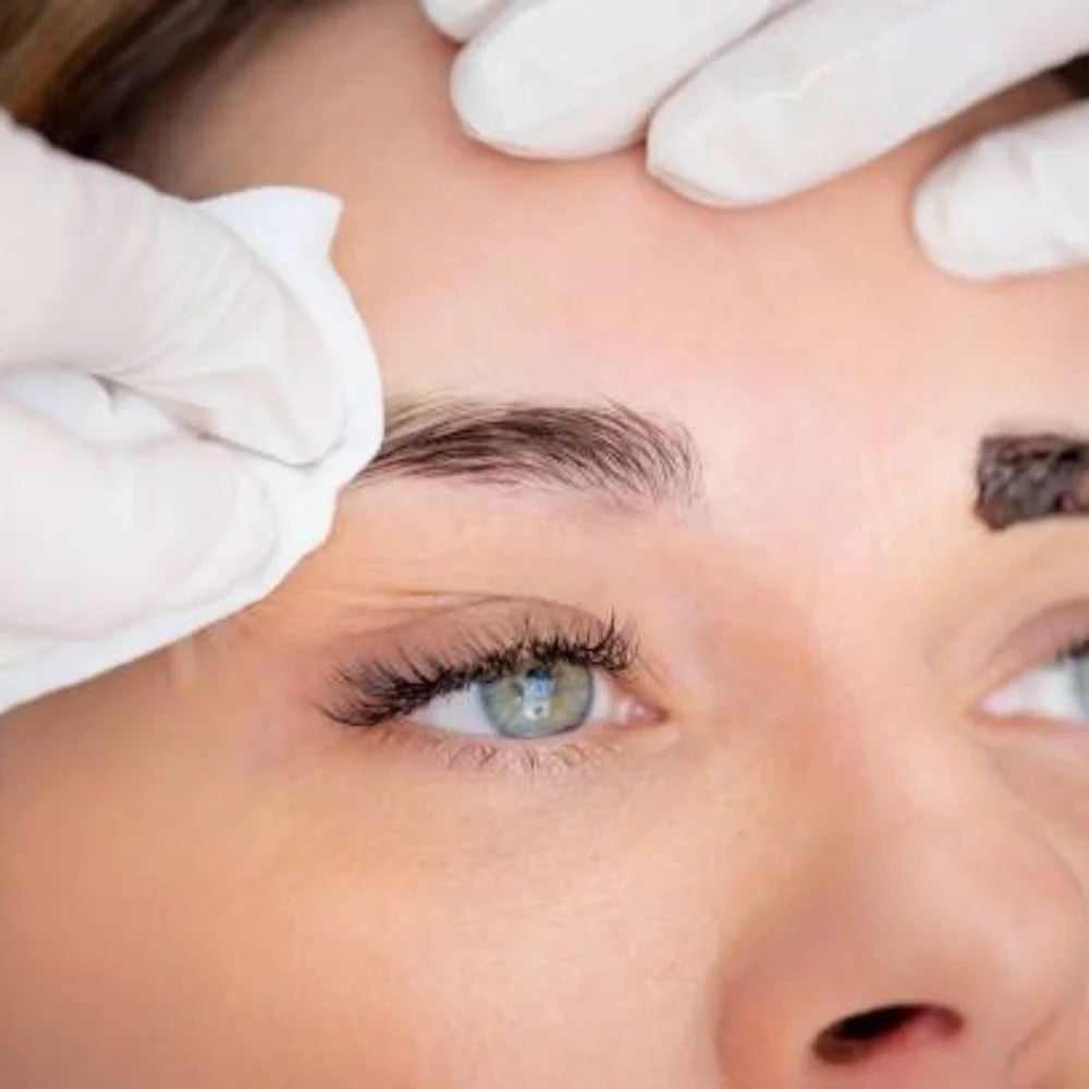 Non-invasive Eyebrow Cleaning 无创洗眉